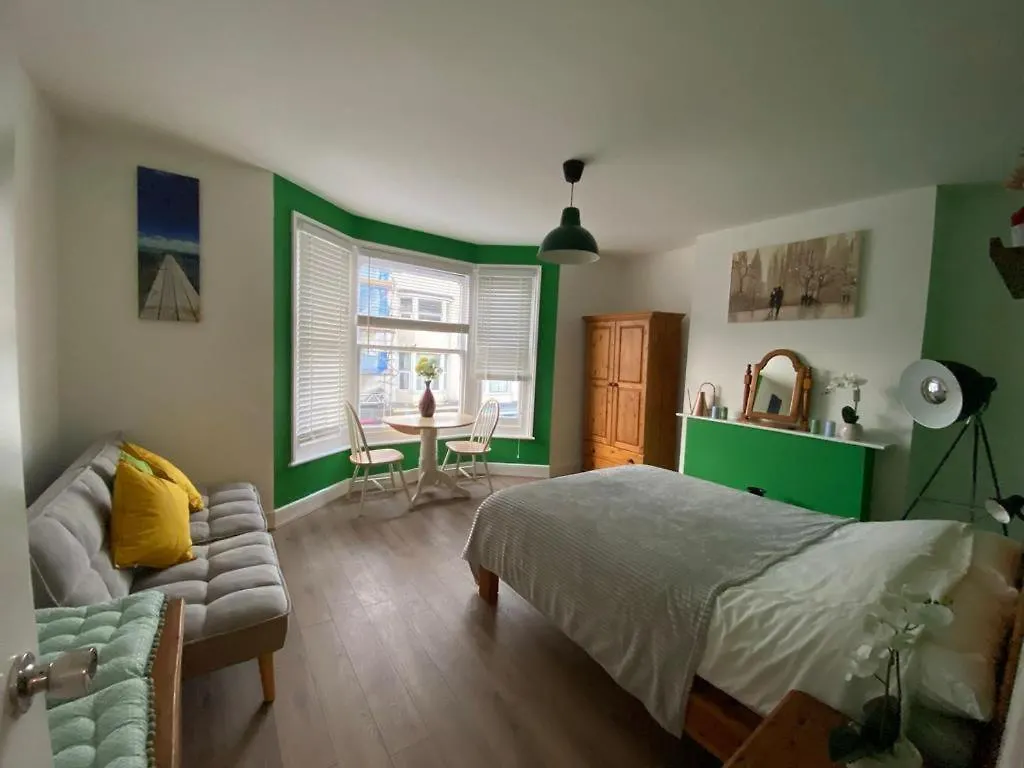 Mania Apartments Hove